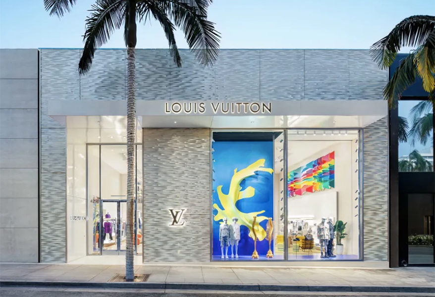 Louis Vuitton replaces CEO; Arnault daughter to head Dior 
